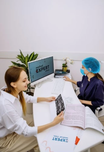 Slayder fotosurati: Expert Medical Clinic - Anti-Age