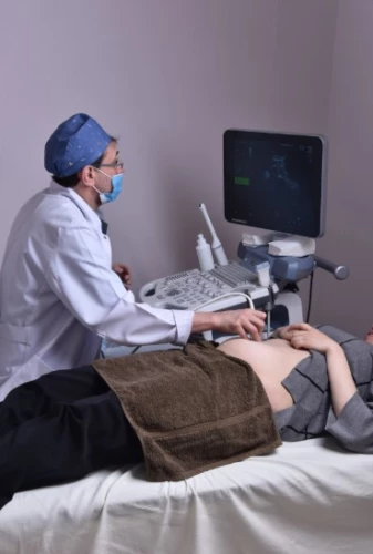 Slayder fotosurati: Expert Medical Clinic - Anti-Age