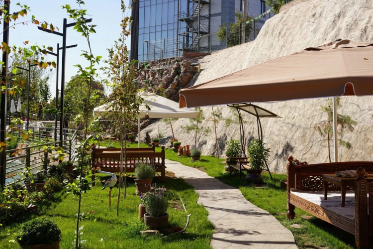 Фото слайдера: SHOX РЕАБИЛИТАЦИОННЫЙ ЦЕНТР