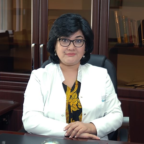 Алиханова Нодира