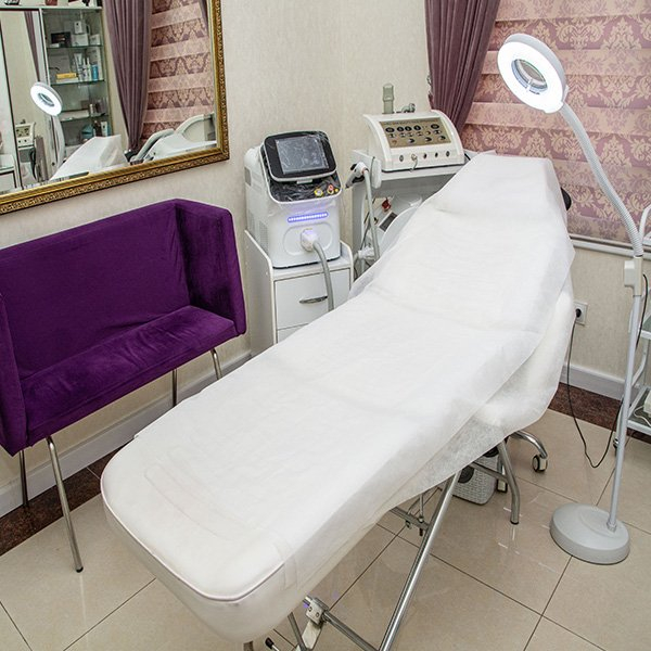 Фото слайдера: B2B Beautyclinic. Гинекологи