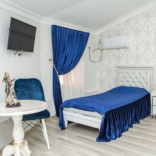 Фото слайдера: B2B Beautyclinic. Гинекологи